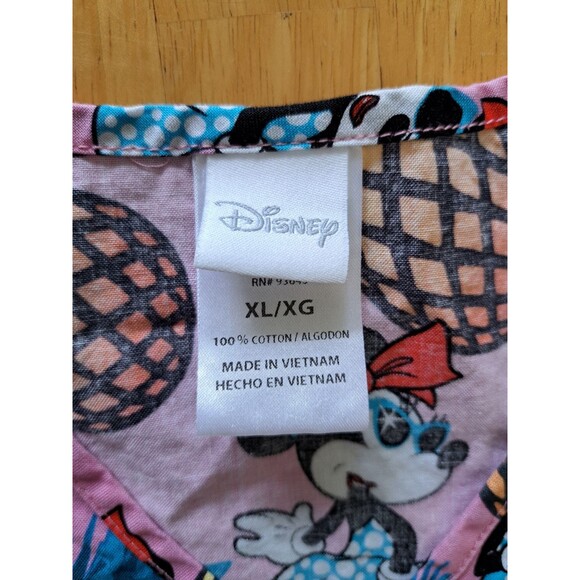 Minnie Mouse Pink Hawaiian Pineapples Nurse Uniform Scrub Top Women's Size XL - Picture 3 of 11